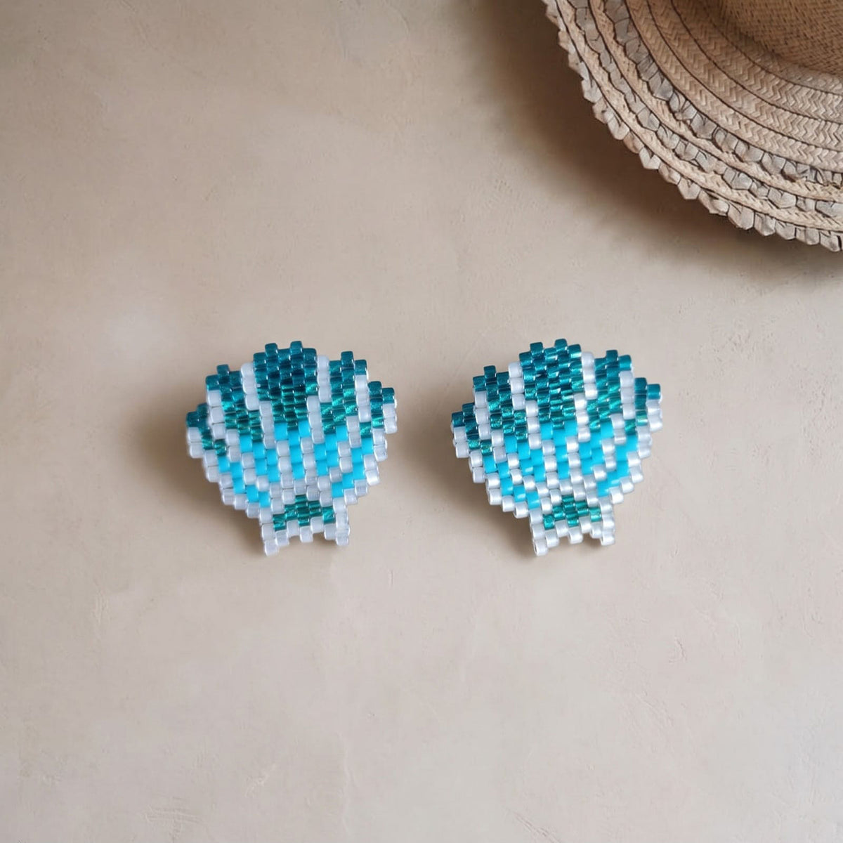 Aqua Seashell